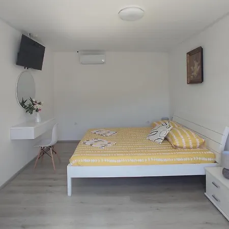 Amazing In With Kitchenette 펜션 *
