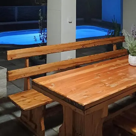 Amazing In With Kitchenette Vakantiehuis Ljubitovica