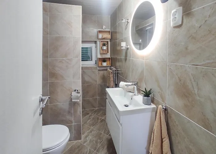 Dom wakacyjny Awesome Home In Ljubitovica *